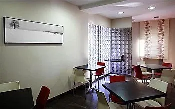 Hotel Husa Wuppertal Barreda (Torrelavega)